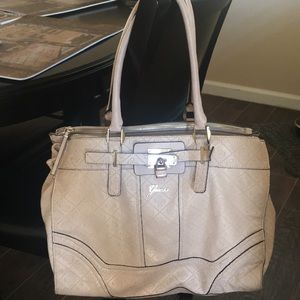 Ivory Guess shoulder bag